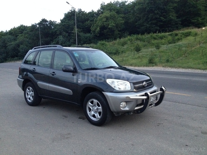 Toyota RAV4 2003, 125,000 km - 2.0 l - Bakı