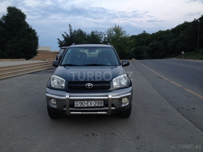 Toyota RAV4 2003, 125,000 km - 2.0 l - Bakı