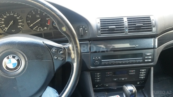 BMW 523 1997, 267,500 km - 2.5 l - Bakı