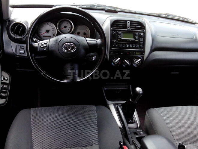 Toyota RAV4 2003, 125,000 km - 2.0 l - Bakı