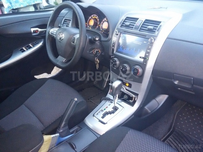 Toyota Corolla 2013, 35,000 km - 1.6 l - Bakı