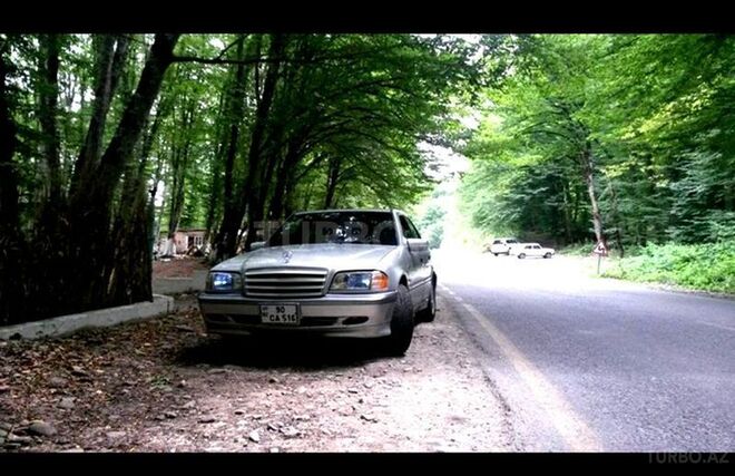 Mercedes C 200 1997, 280,000 km - 2.0 l - Bakı