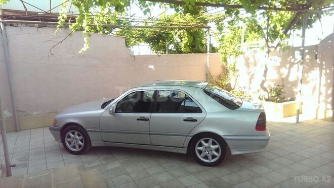 Mercedes C 200 1997, 280,000 km - 2.0 l - Bakı