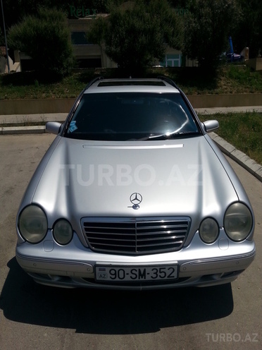 Mercedes E 240 1999, 215,000 km - 2.4 l - Bakı