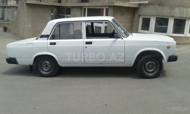 LADA (VAZ) 2107 2003, 256,000 km - 1.6 l - Bakı