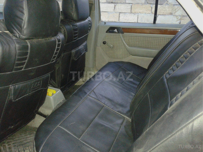 Mercedes E 250 1991, 350,000 km - 2.5 l - Bakı