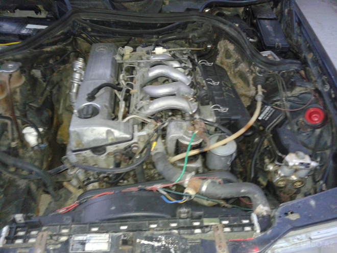 Mercedes E 250 1991, 350,000 km - 2.5 l - Bakı