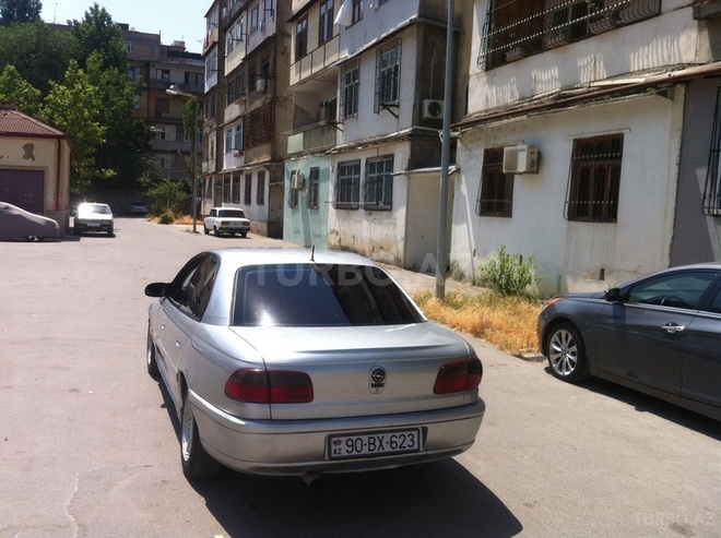 Opel Omega 1997, 247,974 km - 2.0 l - Bakı