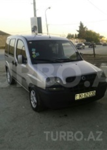 Fiat Doblo 2001, 208,000 km - 2.2 l - Bakı