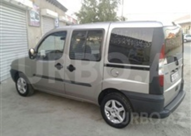 Fiat Doblo 2001, 208,000 km - 2.2 l - Bakı
