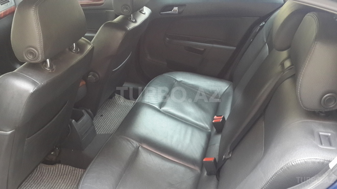 Opel Astra 2005, 144,000 km - 1.6 l - Bakı