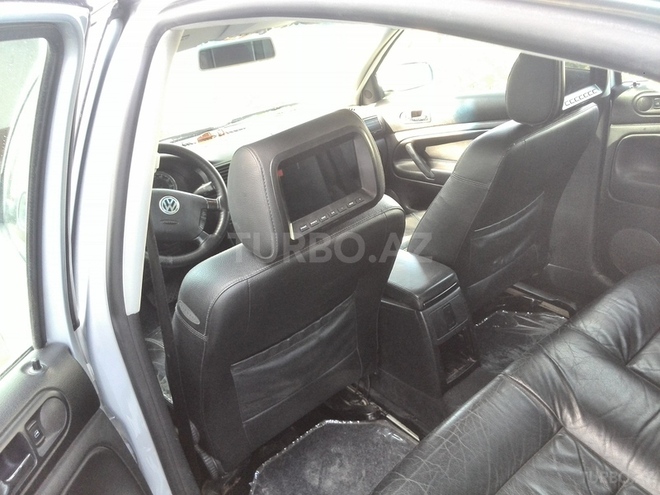 Volkswagen Passat 2002, 174,000 km - 1.8 л - Bakı