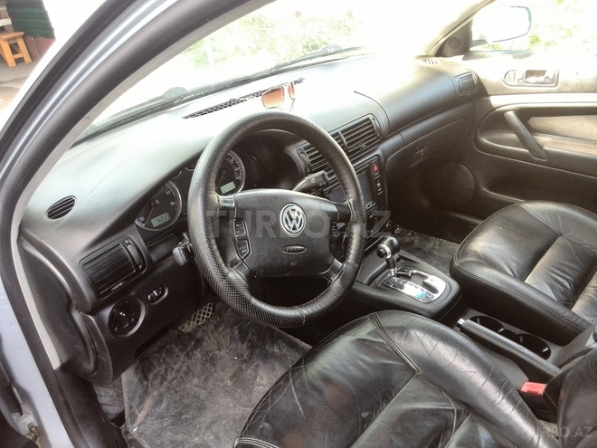 Volkswagen Passat 2002, 174,000 km - 1.8 л - Bakı