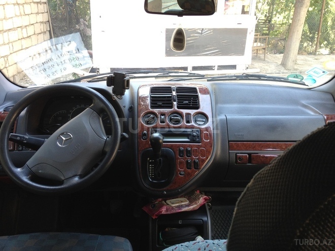 Mercedes Vito 2001, 233,000 km - 2.2 l - Bakı
