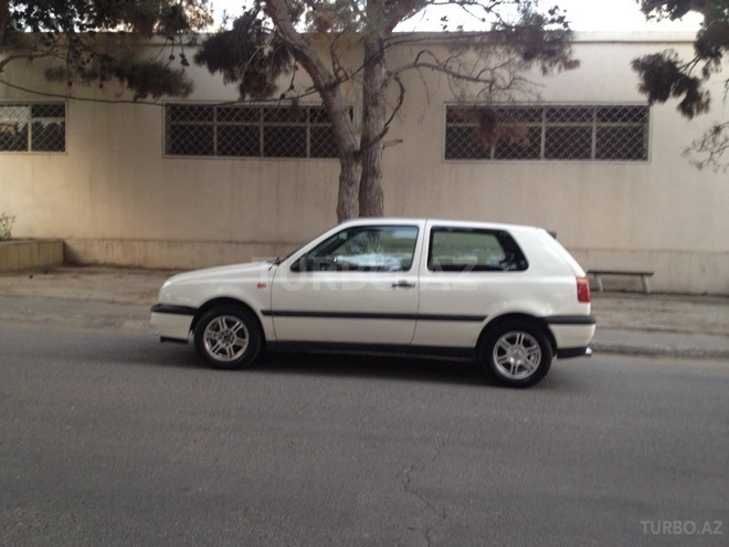 Volkswagen Golf 1992, 293,000 km - 1.4 l - Bakı
