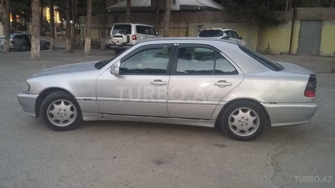 Mercedes C 220 1998, 345,240 km - 2.2 l - Bakı
