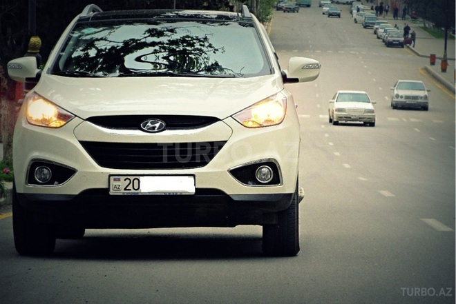 Hyundai ix35 2012, 90,000 km - 2.4 l - Bakı
