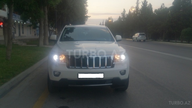 Jeep Grand Cherokee 2012, 75,000 km - 3.6 l - Bakı