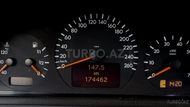 Mercedes E 280 2000, 170,000 km - 2.8 l - Bakı