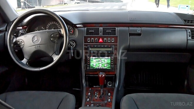 Mercedes E 280 2000, 170,000 km - 2.8 l - Bakı