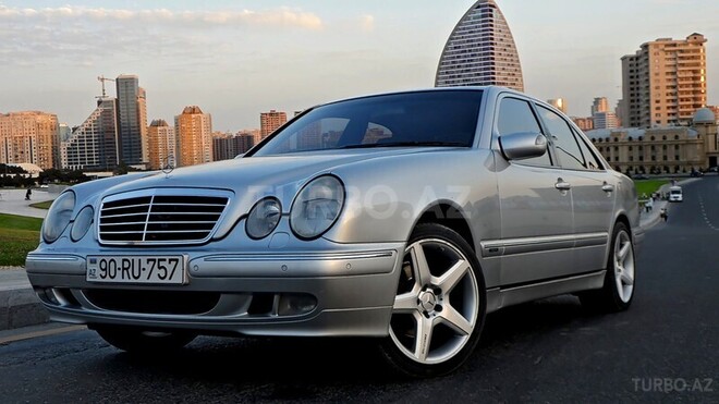 Mercedes E 280 2000, 170,000 km - 2.8 l - Bakı