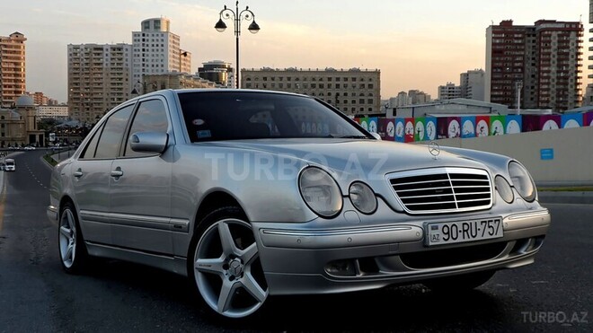 Mercedes E 280 2000, 170,000 km - 2.8 l - Bakı