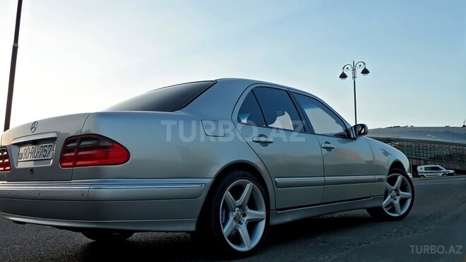 Mercedes E 280 2000, 170,000 km - 2.8 l - Bakı