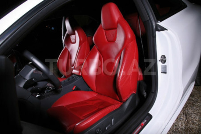 Audi S5 2010, 70,000 km - 4.2 л - Bakı