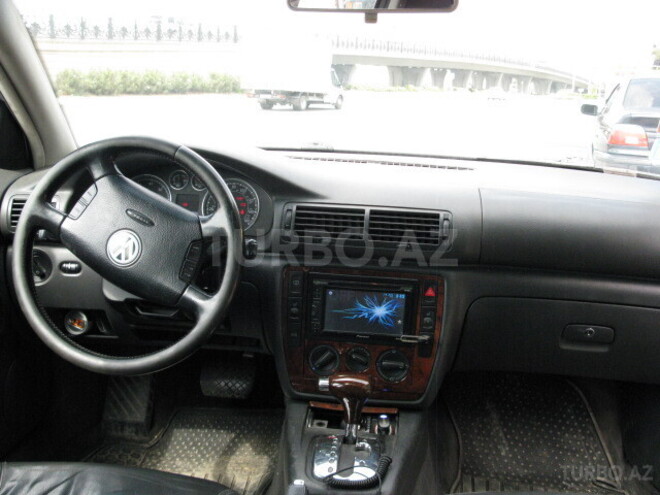 Volkswagen Passat 2003, 201,168 km - 1.8 l - Bakı