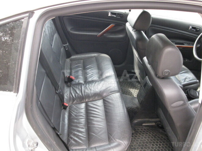 Volkswagen Passat 2003, 201,168 km - 1.8 l - Bakı