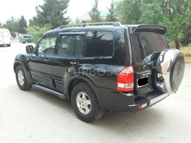 Mitsubishi Pajero 2003, 151,500 km - 3.0 l - Bakı