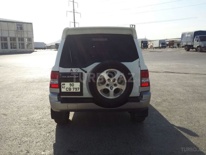 Mitsubishi Pajero io 2003, 78,200 km - 2.0 л - Bakı