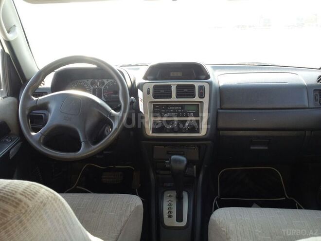 Mitsubishi Pajero io 2003, 78,200 km - 2.0 л - Bakı