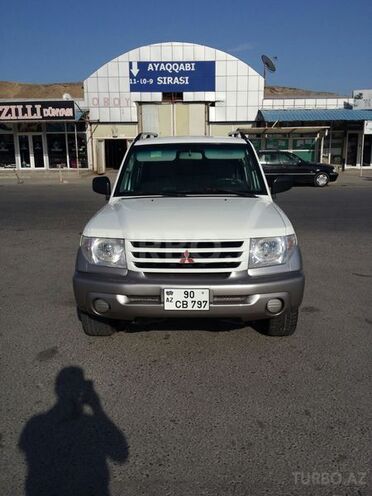 Mitsubishi Pajero io 2003, 78,200 km - 2.0 л - Bakı