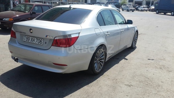 BMW 525 2005, 87,000 km - 2.5 l - Bakı