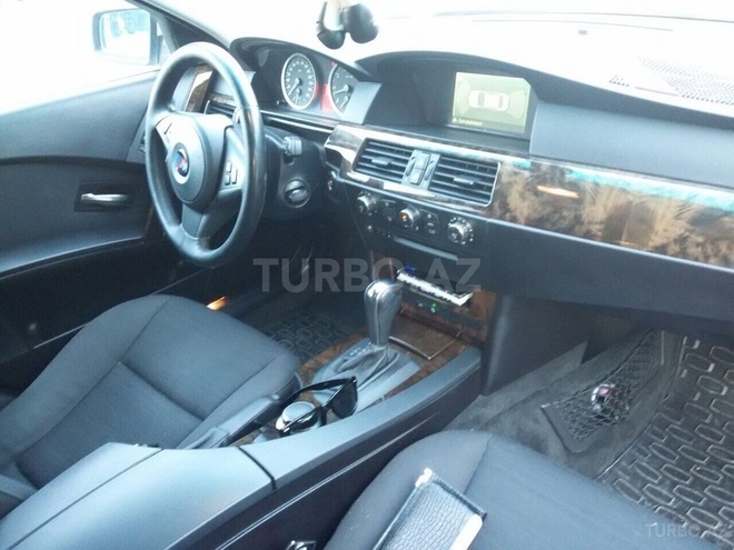 BMW 525 2005, 87,000 km - 2.5 l - Bakı