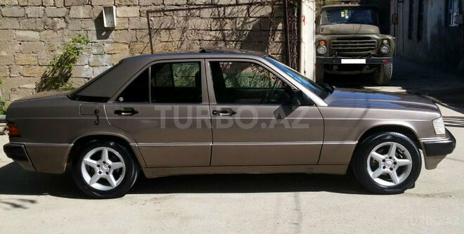 Mercedes 190 1990, 170,000 km - 2.0 l - Bakı