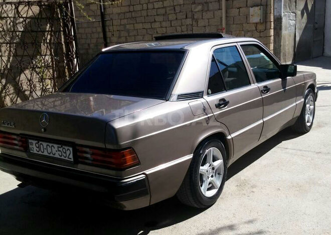 Mercedes 190 1990, 170,000 km - 2.0 l - Bakı