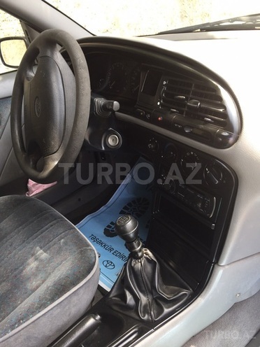 Ford Mondeo 1995, 250,000 km - 2.0 l - Bakı