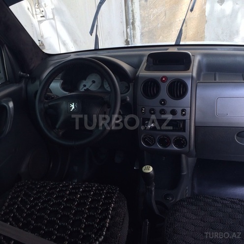 Peugeot Partner 2006, 270,000 km - 1.9 l - Bakı