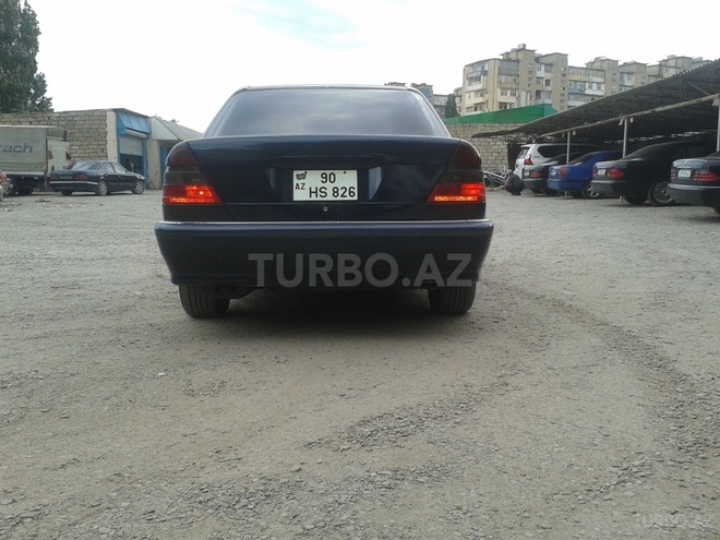 Mercedes C 230 1997, 250,000 km - 2.3 l - Bakı