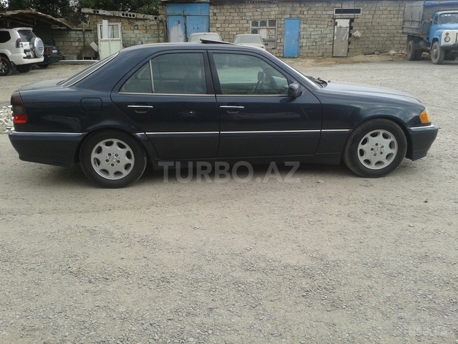 Mercedes C 230 1997, 250,000 km - 2.3 l - Bakı