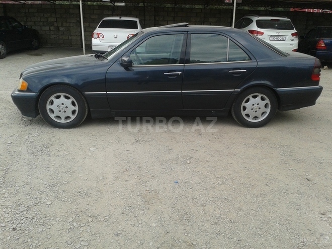 Mercedes C 230 1997, 250,000 km - 2.3 l - Bakı