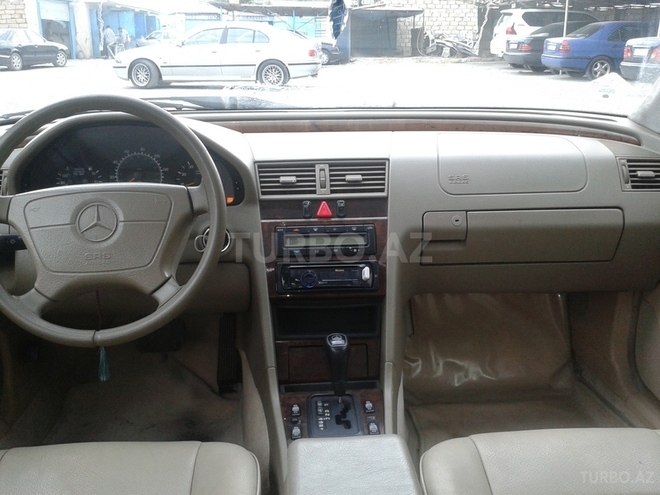 Mercedes C 230 1997, 250,000 km - 2.3 l - Bakı