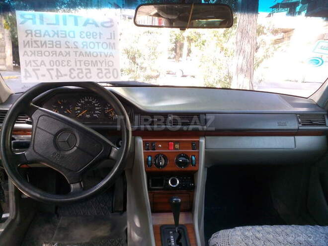 Mercedes E 220 1993, 287,432 km - 2.2 l - Bakı