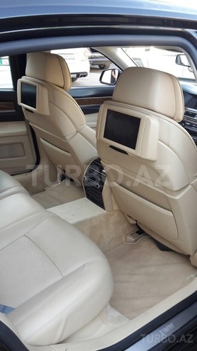 BMW 750 2011, 74,800 km - 4.4 l - Bakı