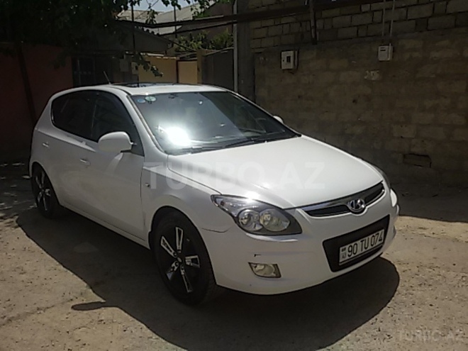 Hyundai i30 2009, 150,000 km - 2.0 л - Bakı