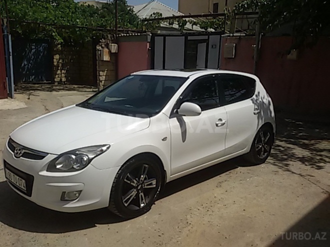 Hyundai i30 2009, 150,000 km - 2.0 л - Bakı