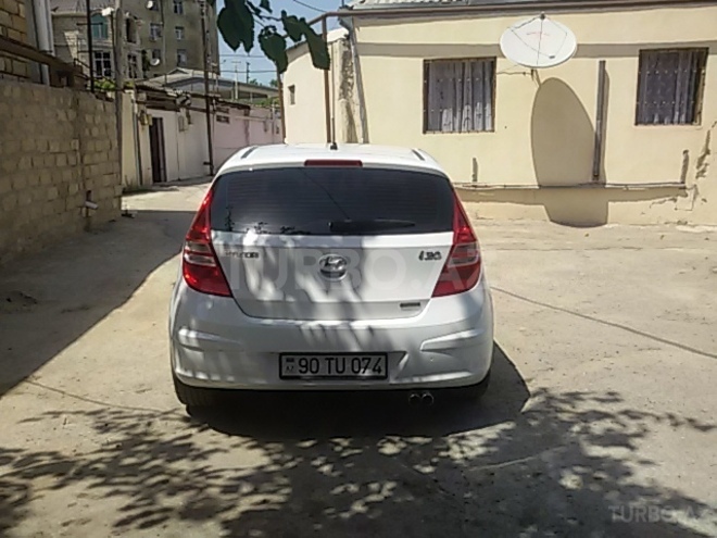 Hyundai i30 2009, 150,000 km - 2.0 л - Bakı