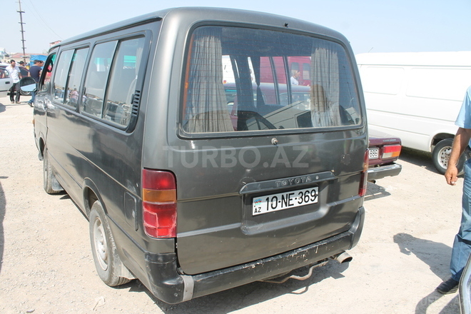 Toyota HiAce 1993, 100,000 km - 2.4 л - Bakı